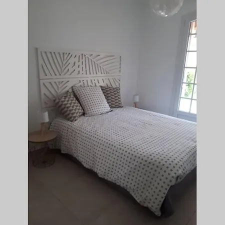 Apartment Superbe T2 Lumineux 3*** 10 Mn A Pied De La Plage *